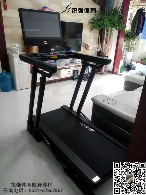 潍坊客户订购的木卫六送货安装完毕，客户很满意    潍坊客户选择推荐的木卫六跑步机